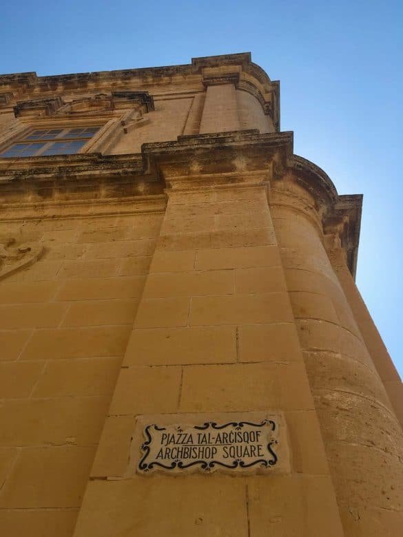 photo of archbishop's square sign in mdina