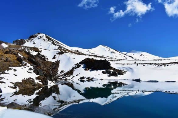 Emerald Lakes – Tongariro Alpine Crossing, New Zealand snowy mountain reflections on emerald lakes