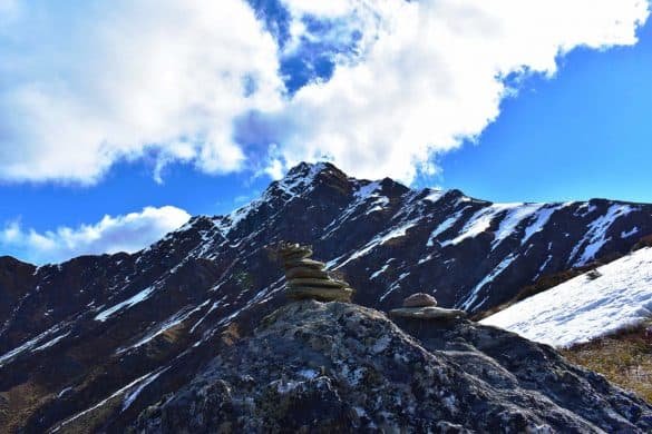 Ben Lomond Peak – New Zealand the summit of ben lomond at queenstown with snow on top